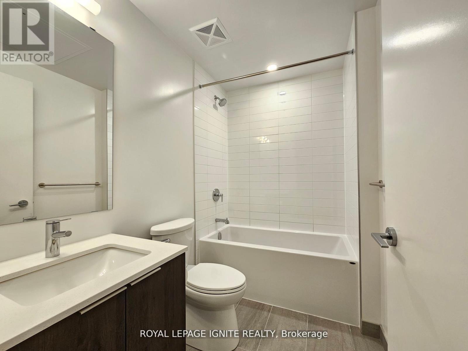 504 - 357 King Street W, Toronto (Waterfront Communities), Ontario  M5V 0S7 - Photo 8 - C12424380