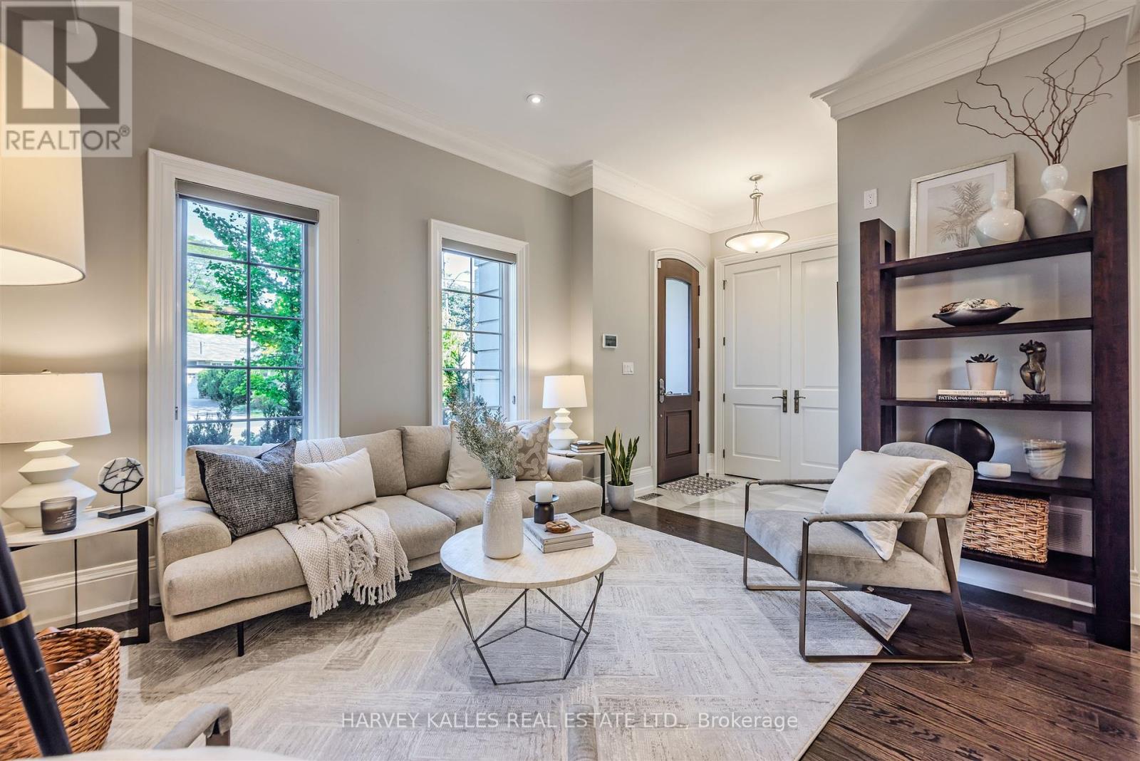 2638a Bayview Avenue, Toronto, Ontario  M2L 1B7 - Photo 4 - C12424415