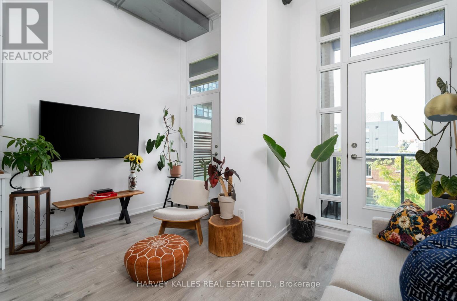 317 - 380 Macpherson Avenue, Toronto, Ontario  M4V 3E3 - Photo 22 - C12424458