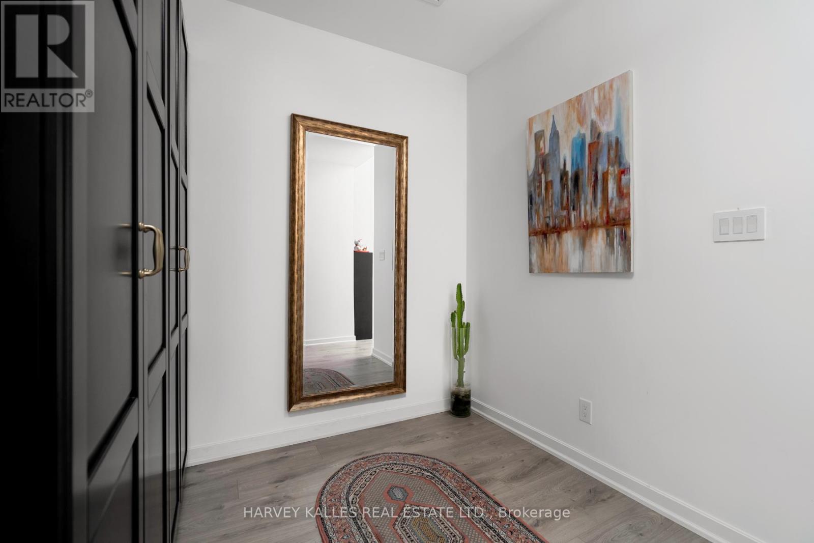 317 - 380 Macpherson Avenue, Toronto, Ontario  M4V 3E3 - Photo 8 - C12424458