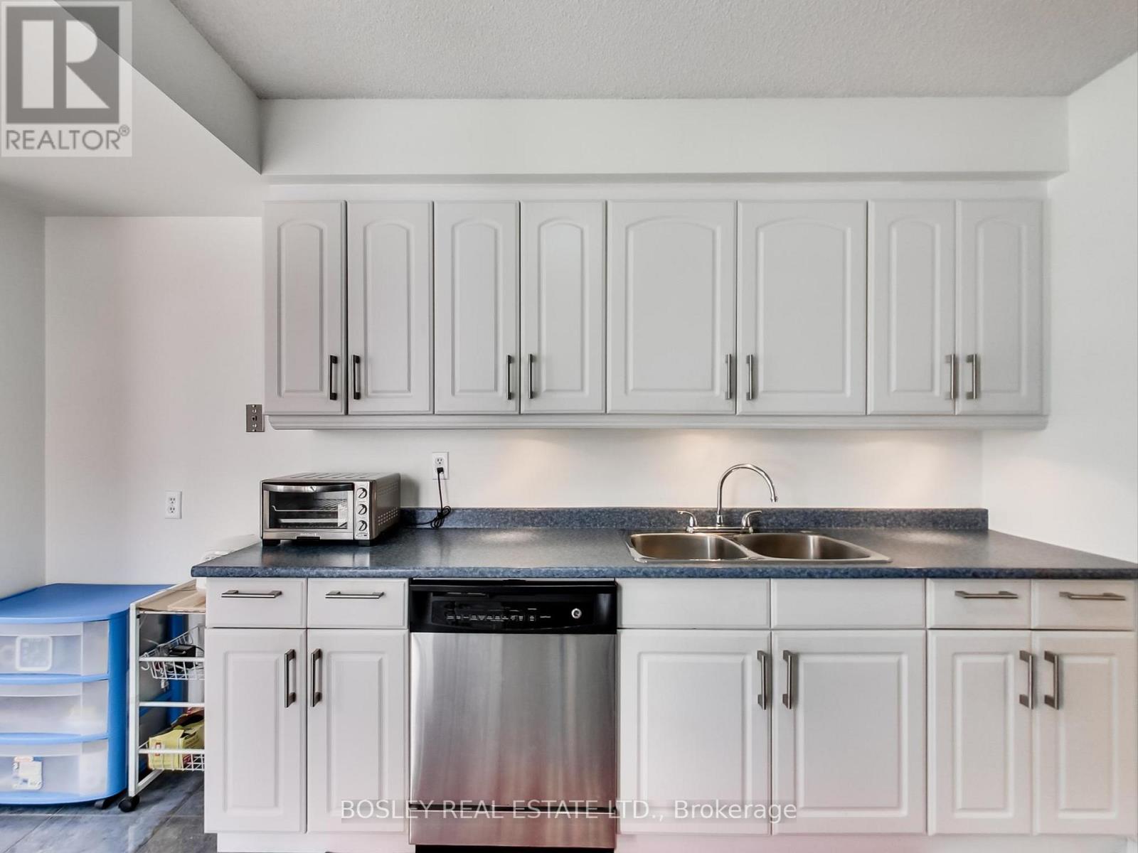 203 - 100 Upper Madison Avenue, Toronto (Lansing-Westgate), Ontario  M2N 6M4 - Photo 13 - C12424467