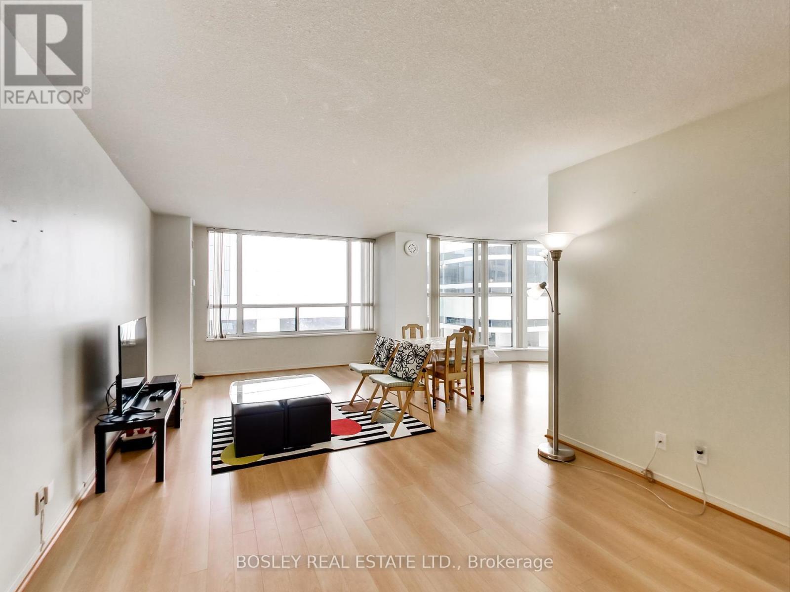 203 - 100 Upper Madison Avenue, Toronto (Lansing-Westgate), Ontario  M2N 6M4 - Photo 5 - C12424467