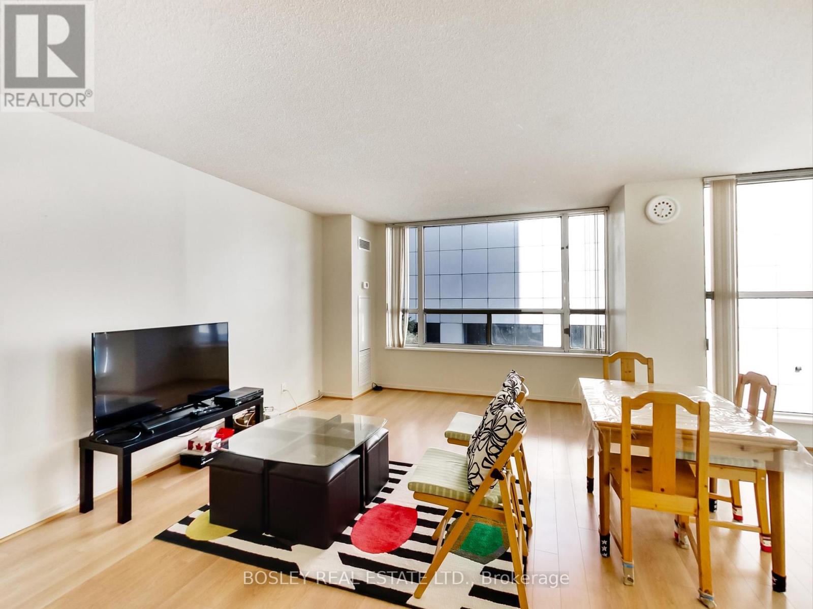 203 - 100 Upper Madison Avenue, Toronto (Lansing-Westgate), Ontario  M2N 6M4 - Photo 7 - C12424467
