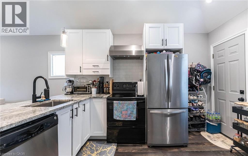 222 Kensington Avenue N, Hamilton, Ontario  L8L 7N7 - Photo 6 - 40773325