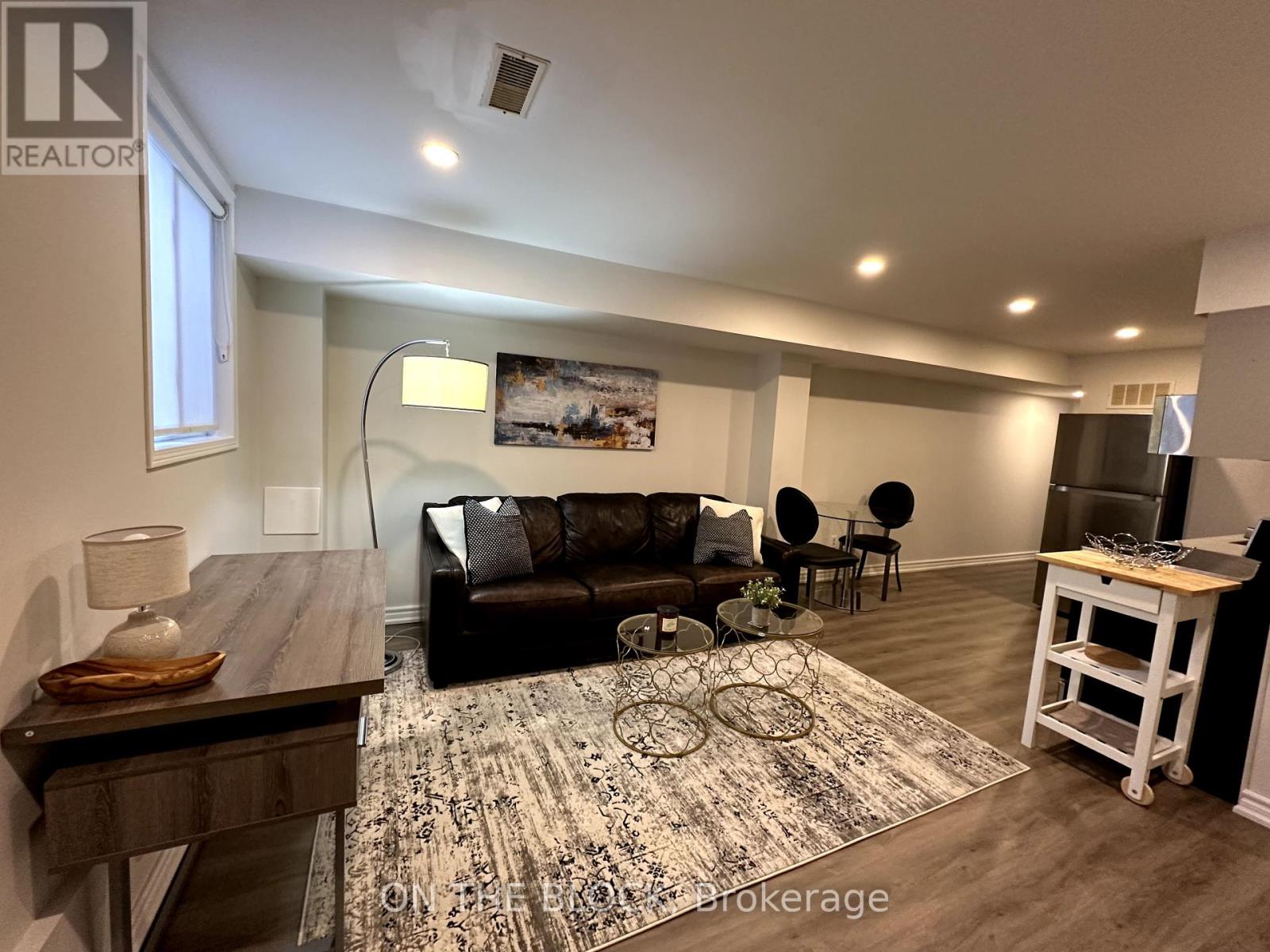 Bsmt - 49 Leslie Street, Toronto, Ontario  M4M 3C3 - Photo 4 - E12424397