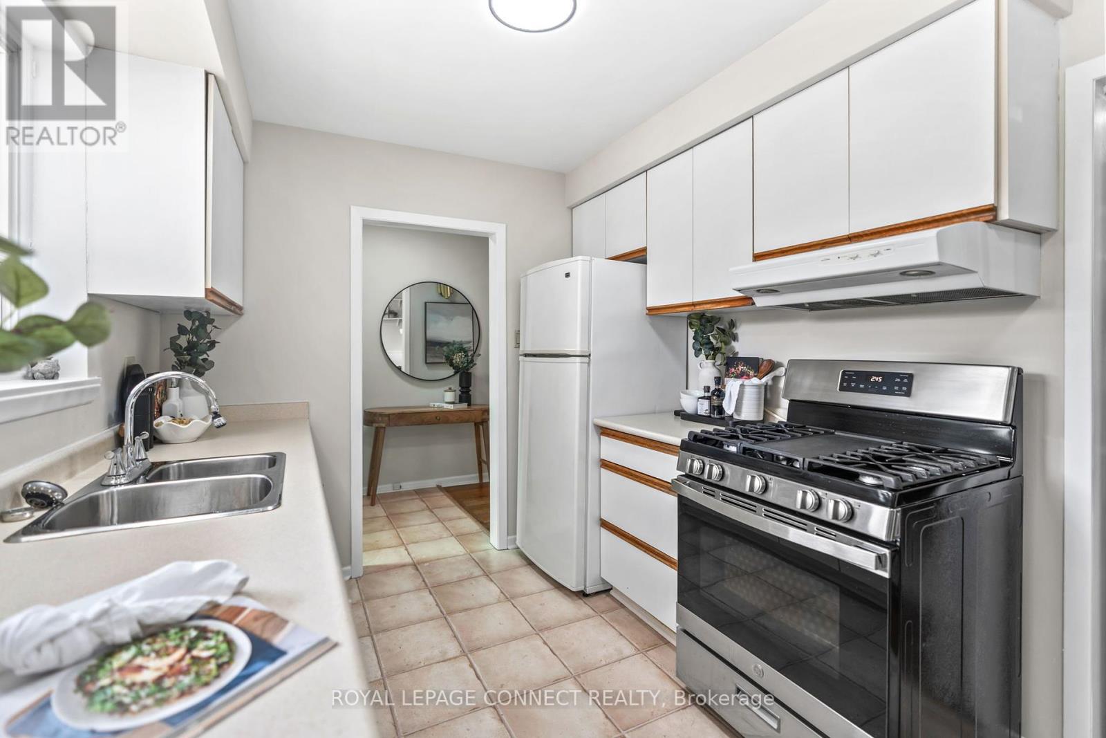 38 Limevale Crescent, Toronto, Ontario  M1E 2K7 - Photo 13 - E12424491