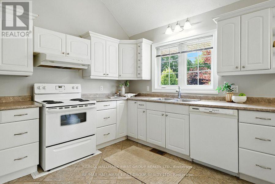270 Beech Street, Scugog, Ontario  L9L 1N5 - Photo 11 - E12424554