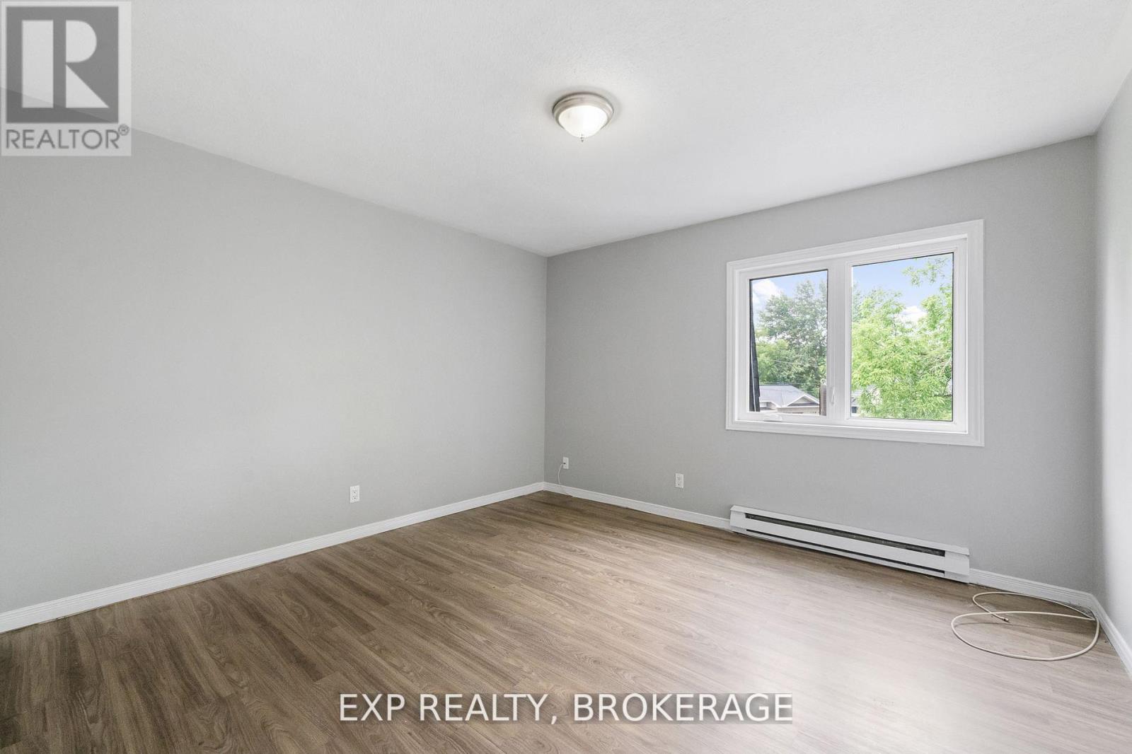 65 Queen Street, North Dundas, Ontario  K0C 1H0 - Photo 21 - X12424523