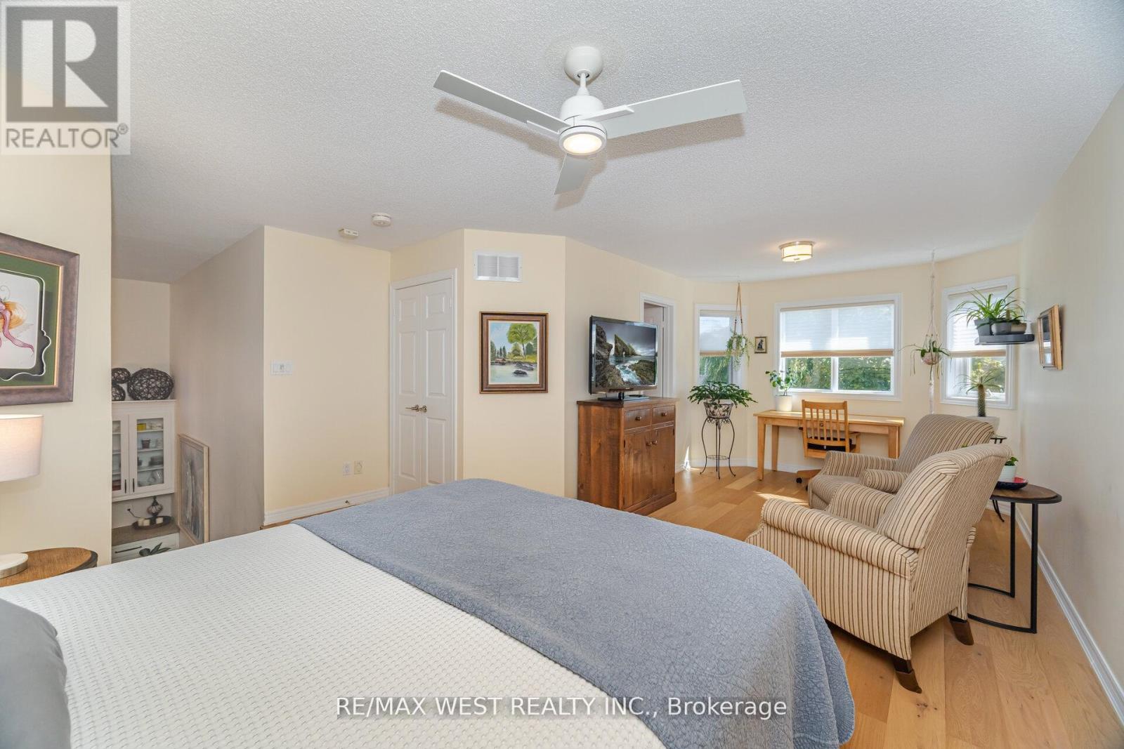 8 Via Amici, New Tecumseth, Ontario  L9R 2B4 - Photo 29 - N12424387