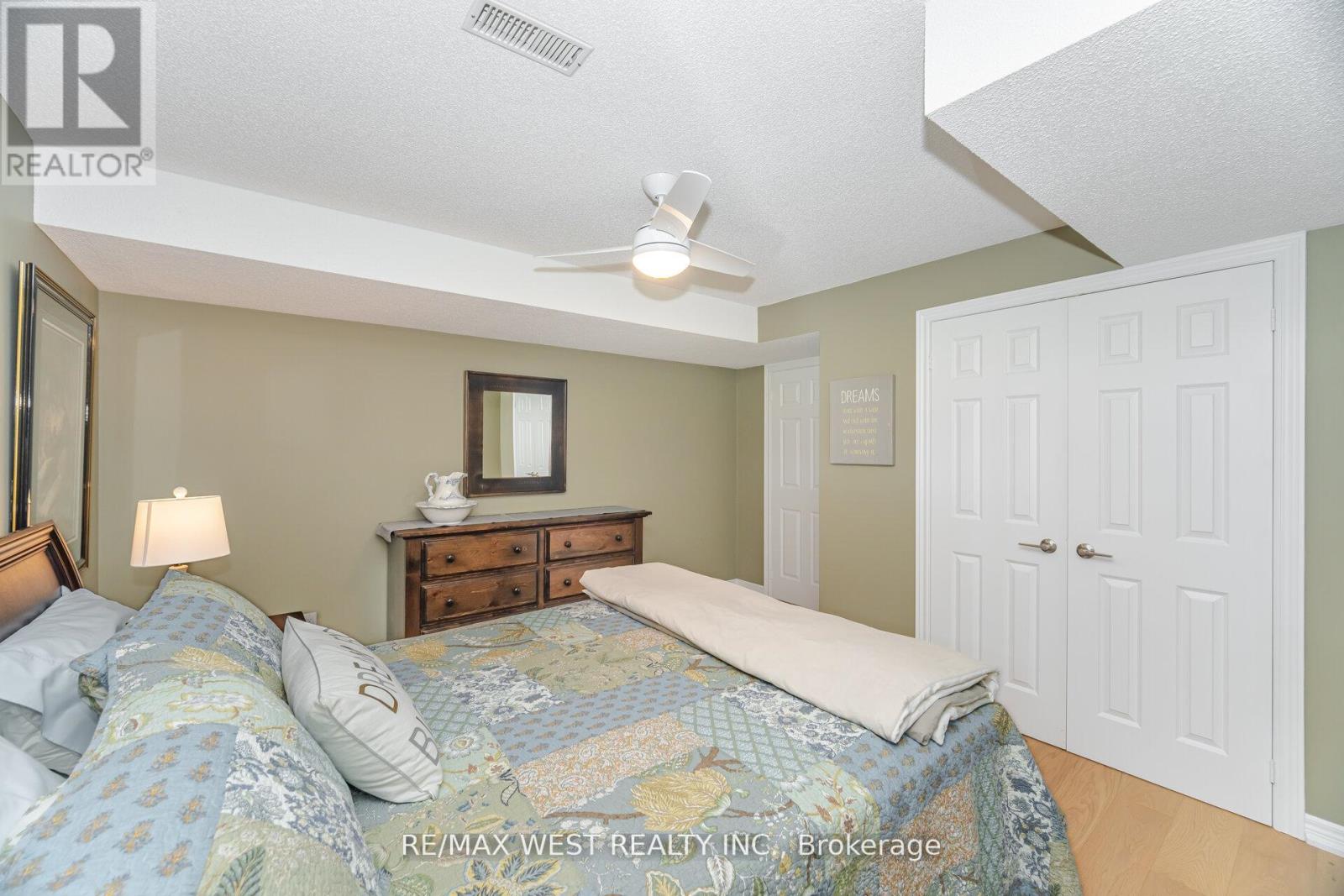 8 Via Amici, New Tecumseth, Ontario  L9R 2B4 - Photo 39 - N12424387