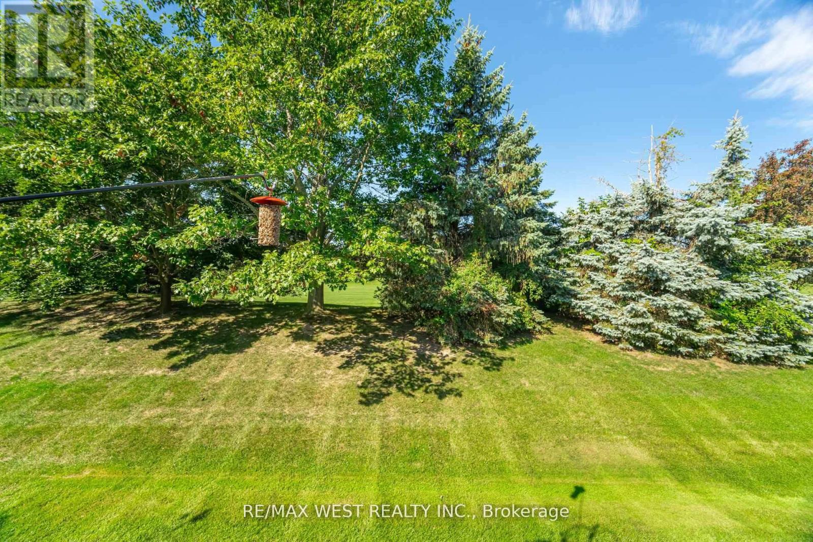 8 Via Amici, New Tecumseth, Ontario  L9R 2B4 - Photo 48 - N12424387