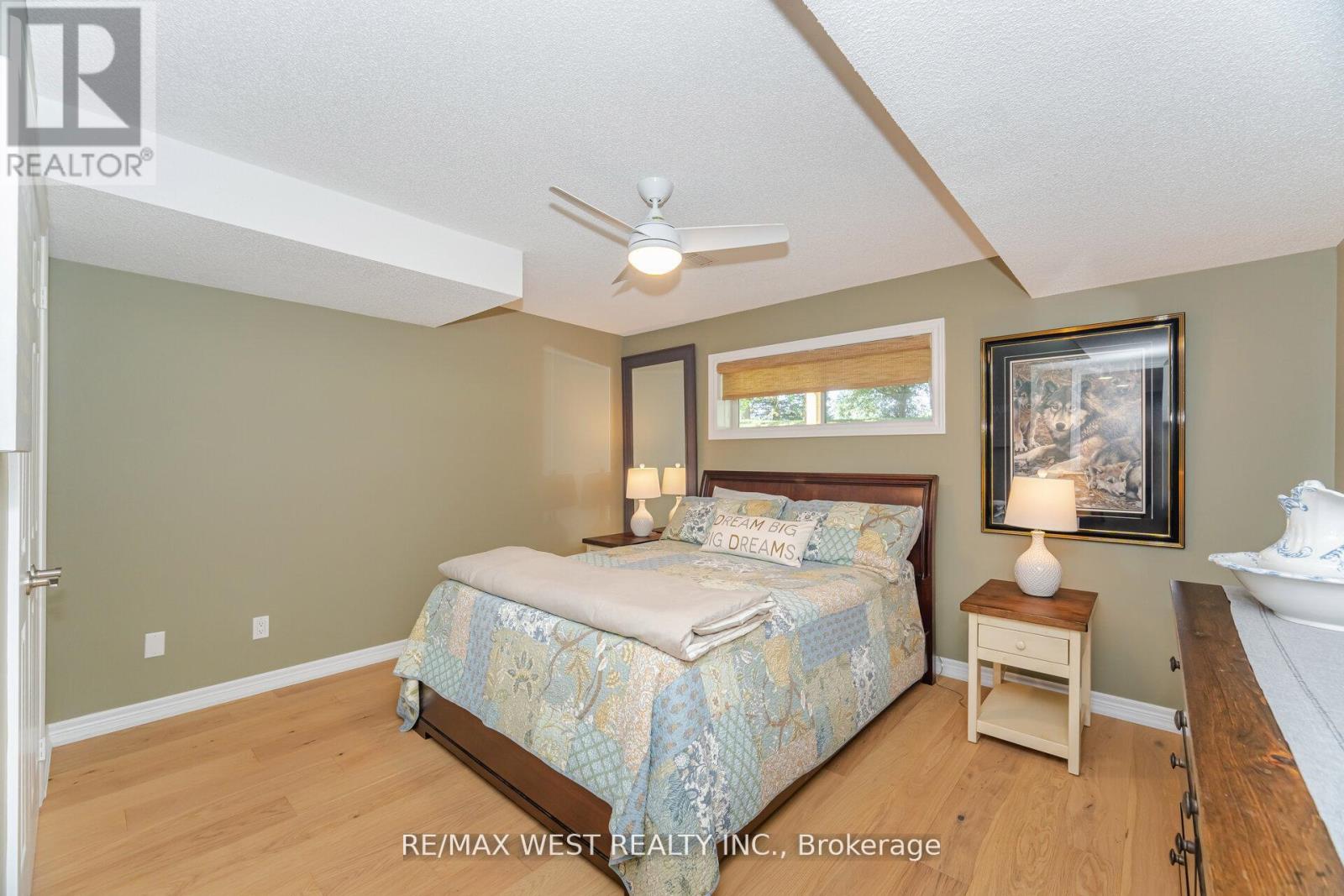 8 Via Amici, New Tecumseth, Ontario  L9R 2B4 - Photo 49 - N12424387