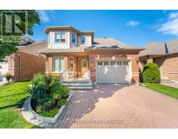 8 VIA AMICI, New Tecumseth, Ontario