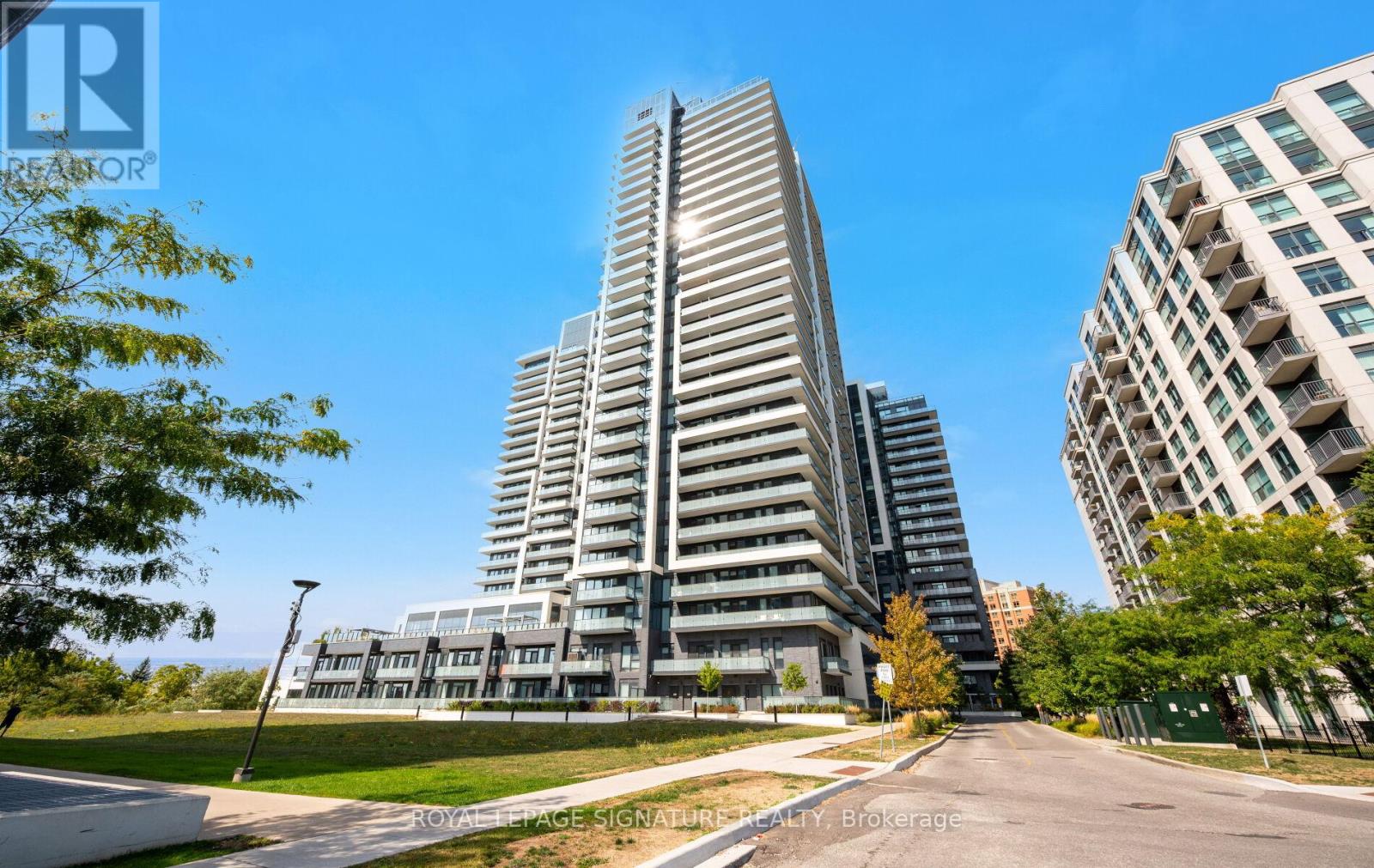 Ph07 - 105 Oneida Crescent, Richmond Hill, Ontario  L4B 0H6 - Photo 5 - N12424394