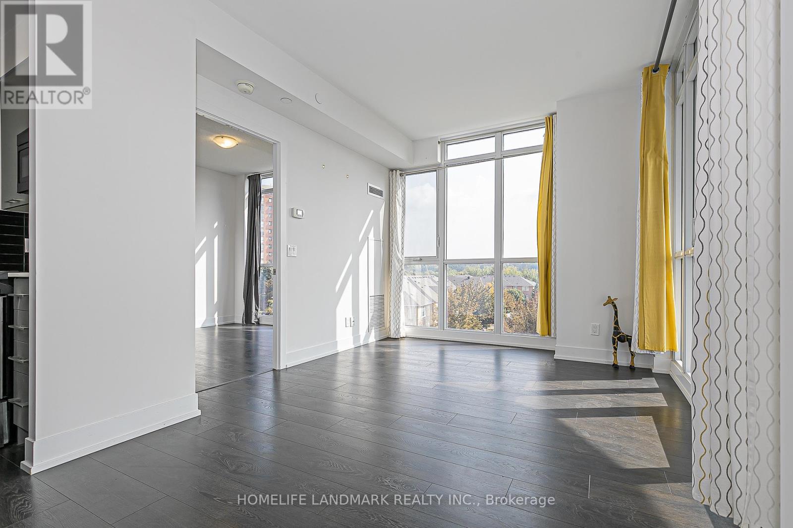 503 - 9471 Yonge Street, Richmond Hill, Ontario  L4C 0Z5 - Photo 16 - N12424399