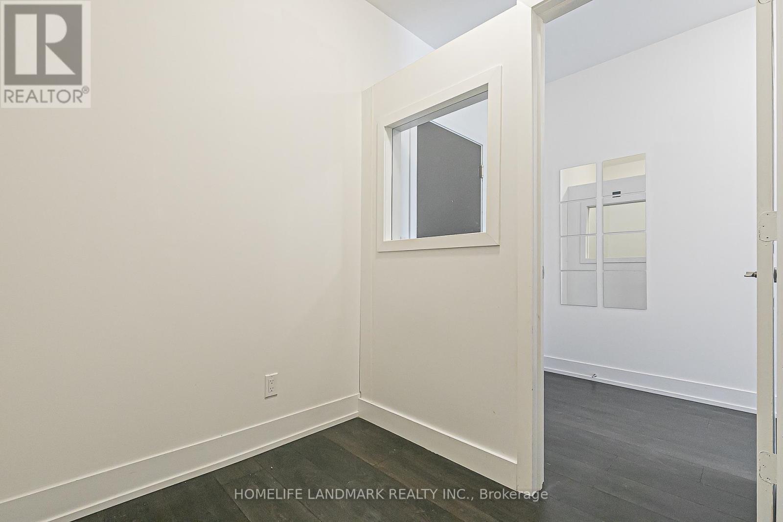 503 - 9471 Yonge Street, Richmond Hill, Ontario  L4C 0Z5 - Photo 30 - N12424399