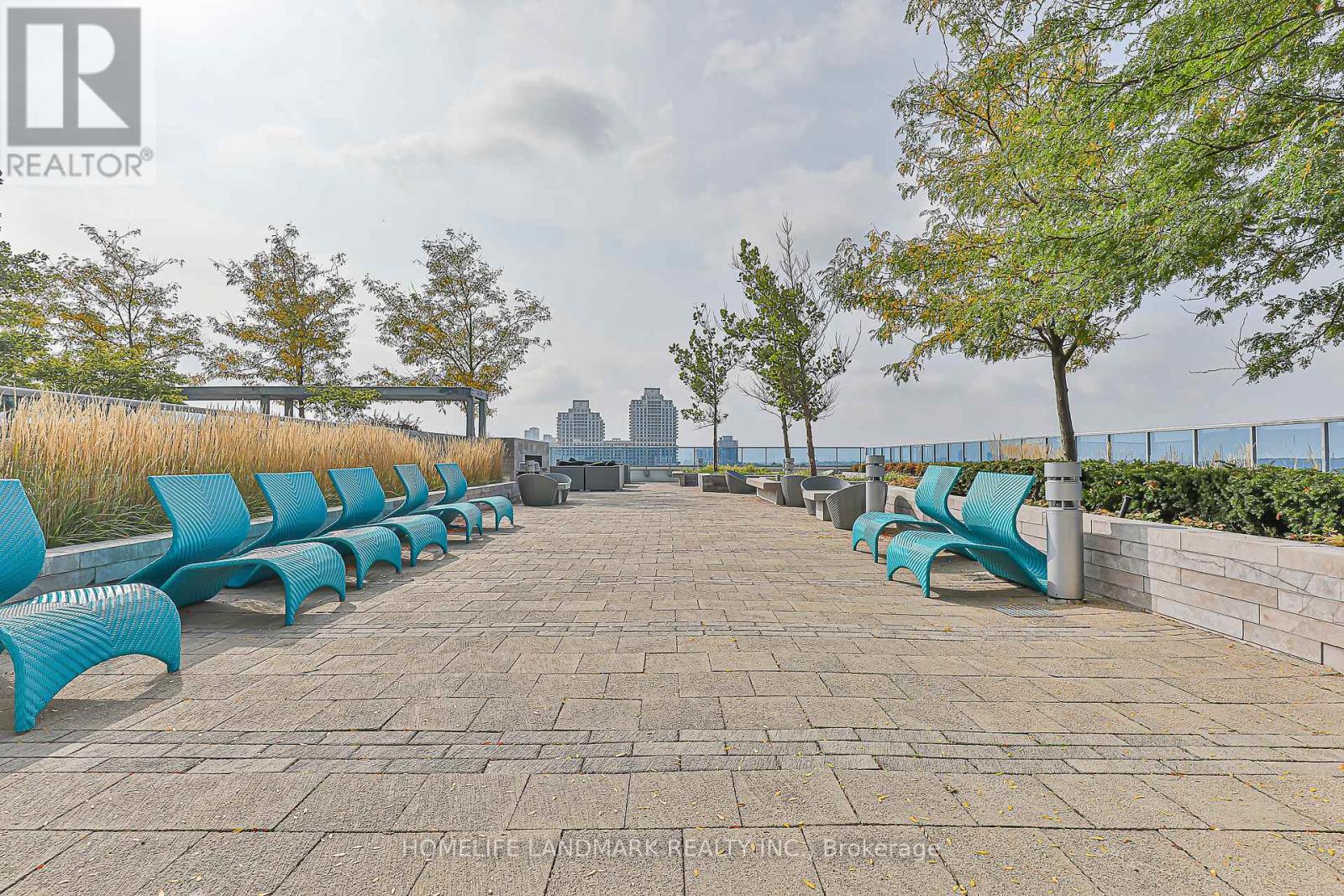 503 - 9471 Yonge Street, Richmond Hill, Ontario  L4C 0Z5 - Photo 42 - N12424399