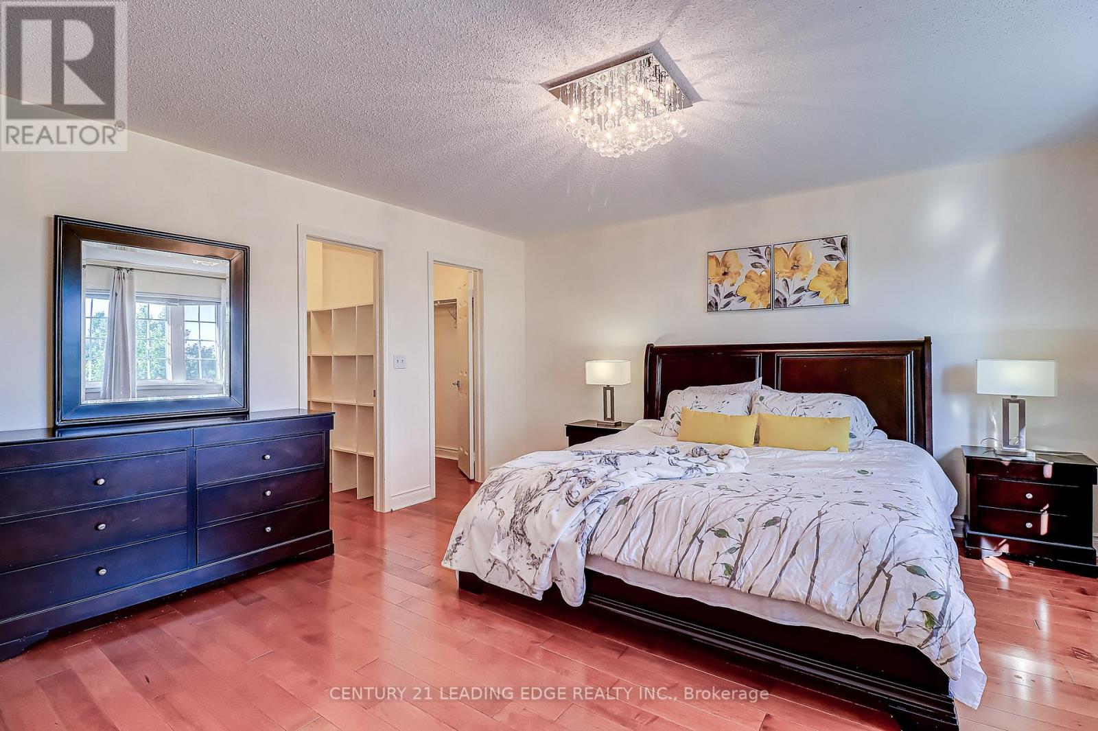 37 Wiltshire Drive, Markham (Berczy), Ontario  L6C 2N2 - Photo 27 - N12424436