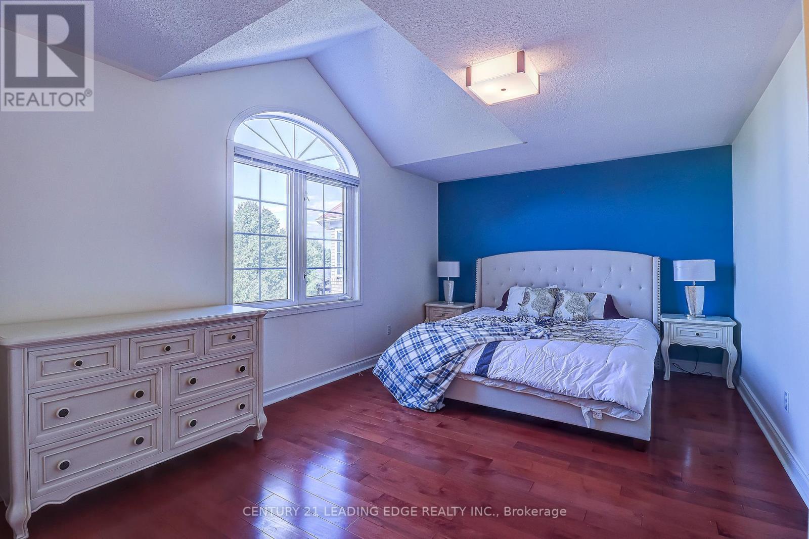 37 Wiltshire Drive, Markham (Berczy), Ontario  L6C 2N2 - Photo 35 - N12424436