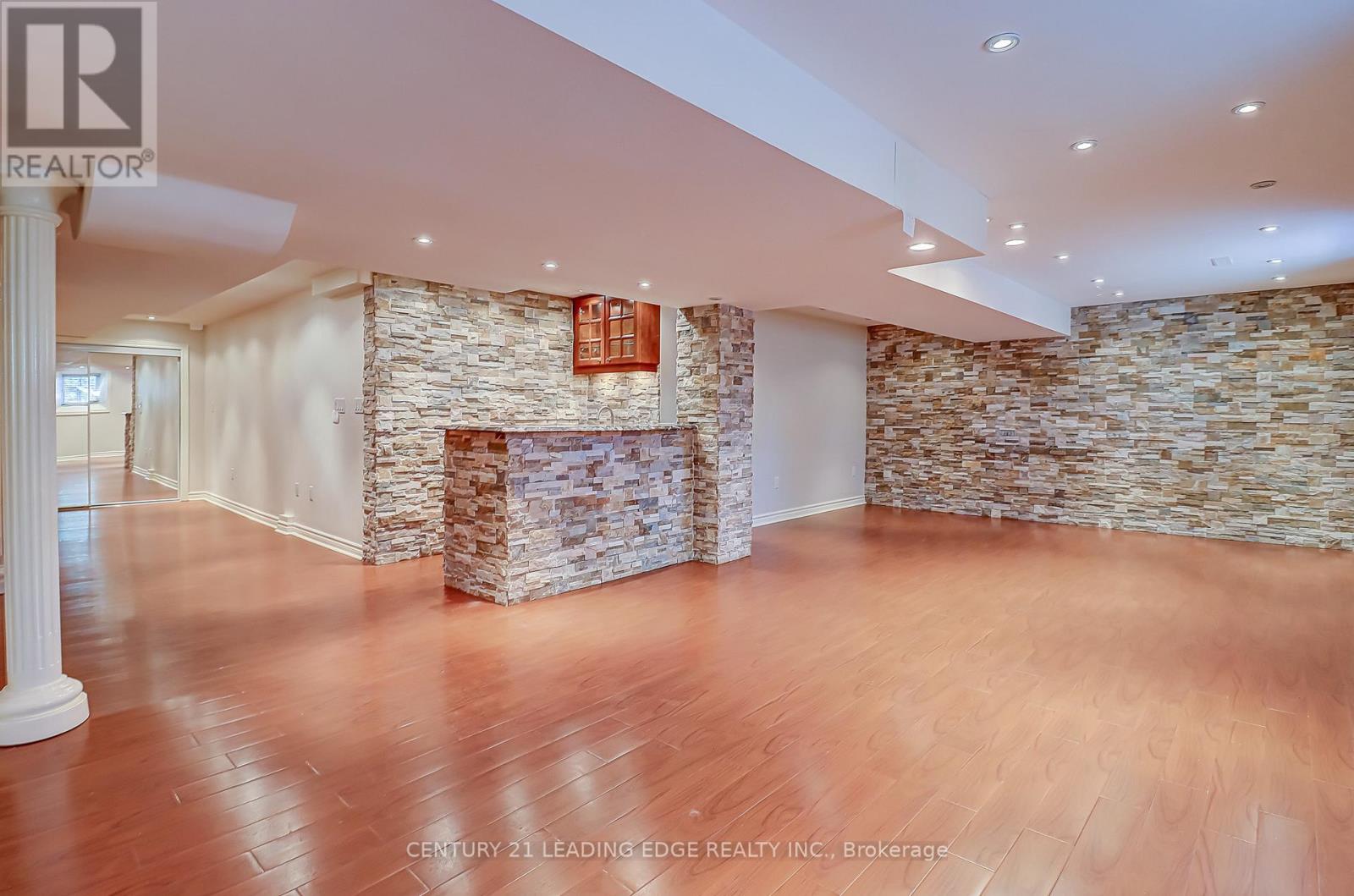 37 Wiltshire Drive, Markham (Berczy), Ontario  L6C 2N2 - Photo 37 - N12424436