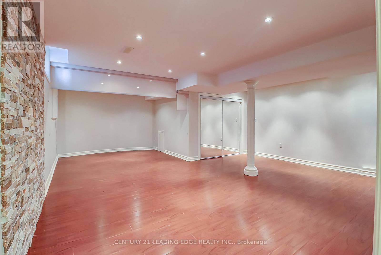 37 Wiltshire Drive, Markham (Berczy), Ontario  L6C 2N2 - Photo 42 - N12424436
