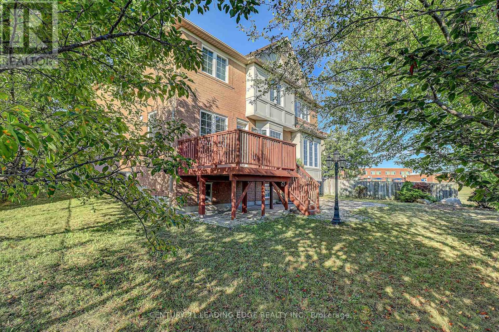 37 Wiltshire Drive, Markham (Berczy), Ontario  L6C 2N2 - Photo 50 - N12424436
