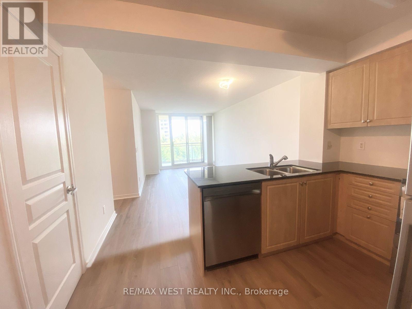 512 - 330 Red Maple Road W, Richmond Hill (Langstaff), Ontario  L4C 0T6 - Photo 6 - N12424447