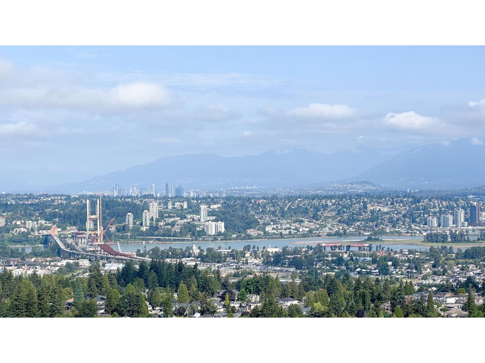 2211 13350 Central Avenue, Surrey, British Columbia  V3T 0S1 - Photo 15 - R3047607