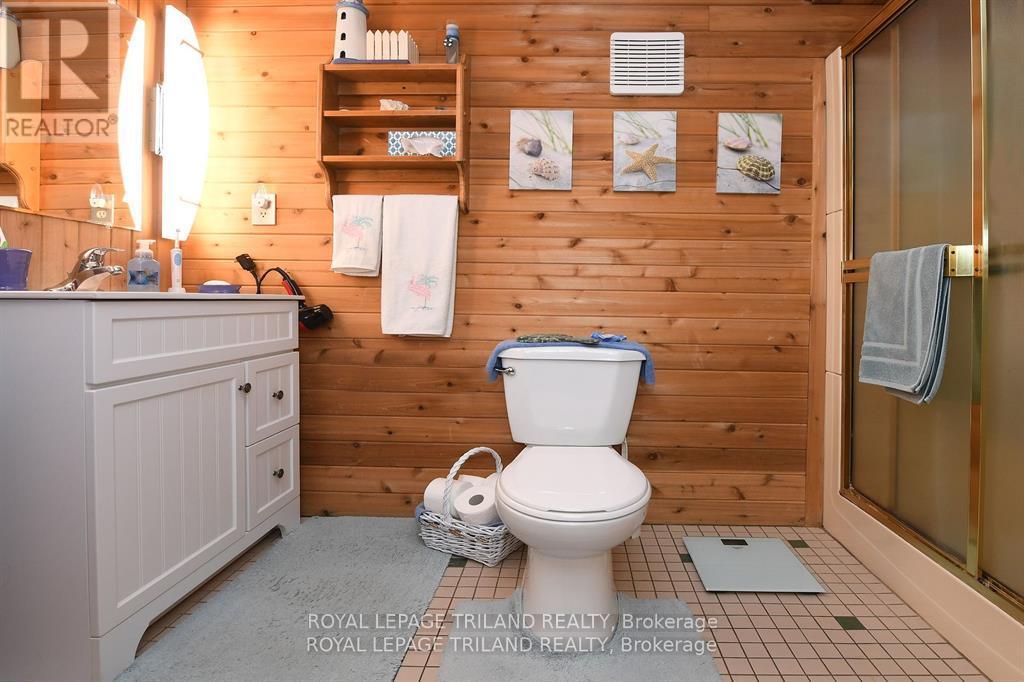 5103 Dundas Street, Middlesex Centre, Ontario  N0M 2P0 - Photo 16 - X12424528