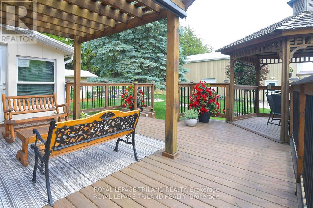 5103 Dundas Street, Middlesex Centre, Ontario  N0M 2P0 - Photo 21 - X12424528