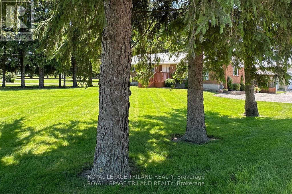 5103 Dundas Street, Middlesex Centre, Ontario  N0M 2P0 - Photo 28 - X12424528