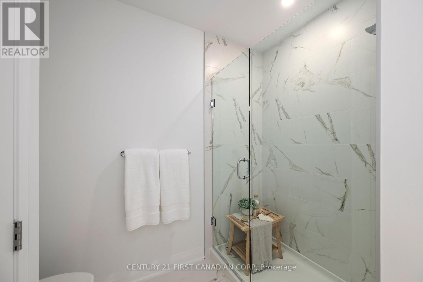 308 - 1560 Upper West Avenue, London South, Ontario  N6K 0M4 - Photo 12 - X12424550