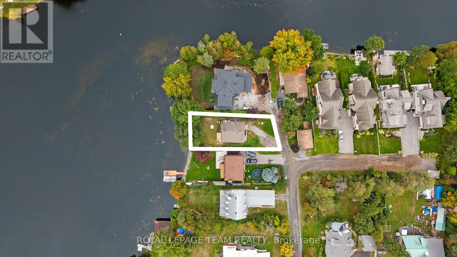 1119 Firefly Lane, Ottawa, Ontario  K4M 0T6 - Photo 3 - X12424536