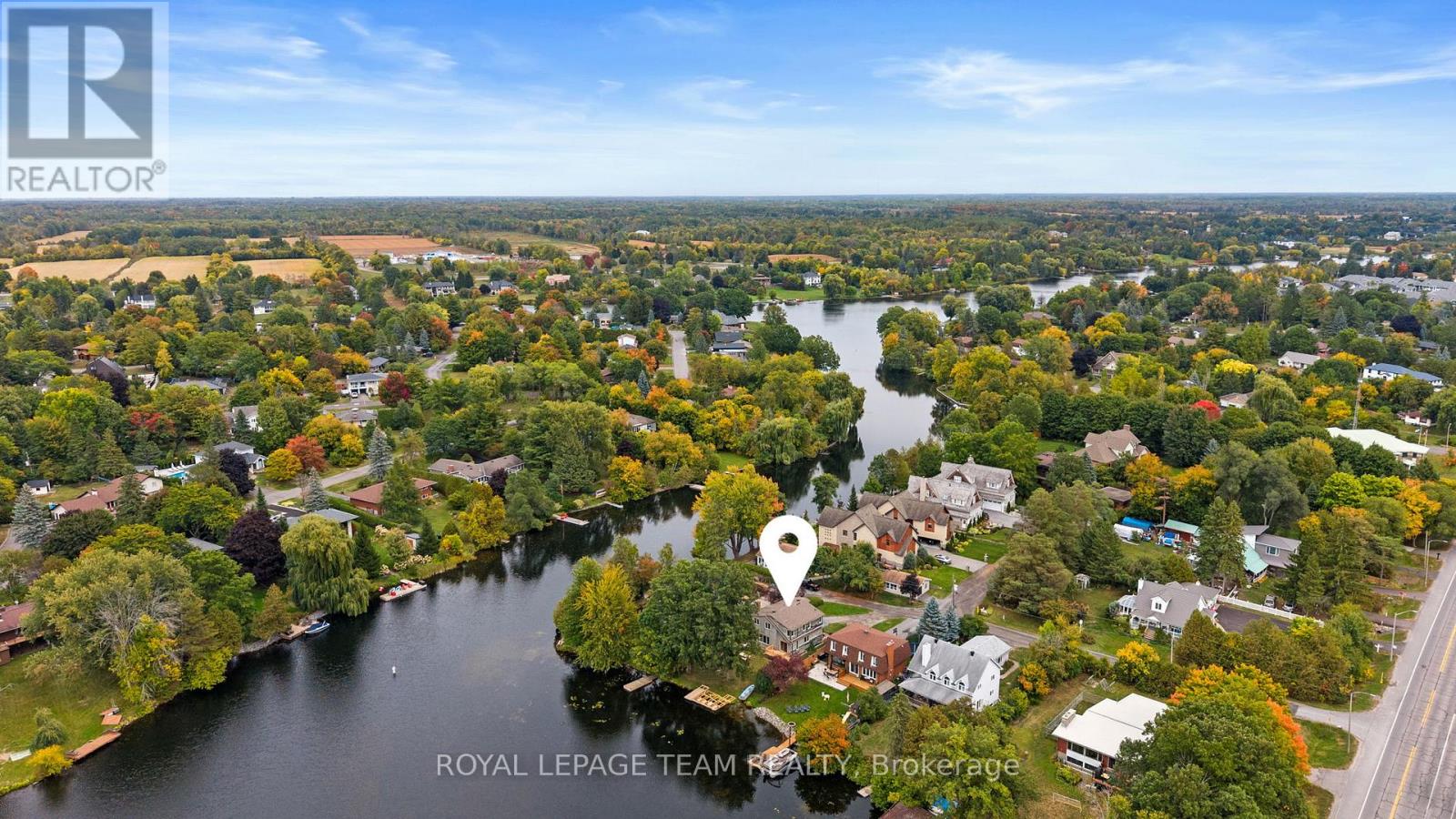 1119 Firefly Lane, Ottawa, Ontario  K4M 0T6 - Photo 6 - X12424536