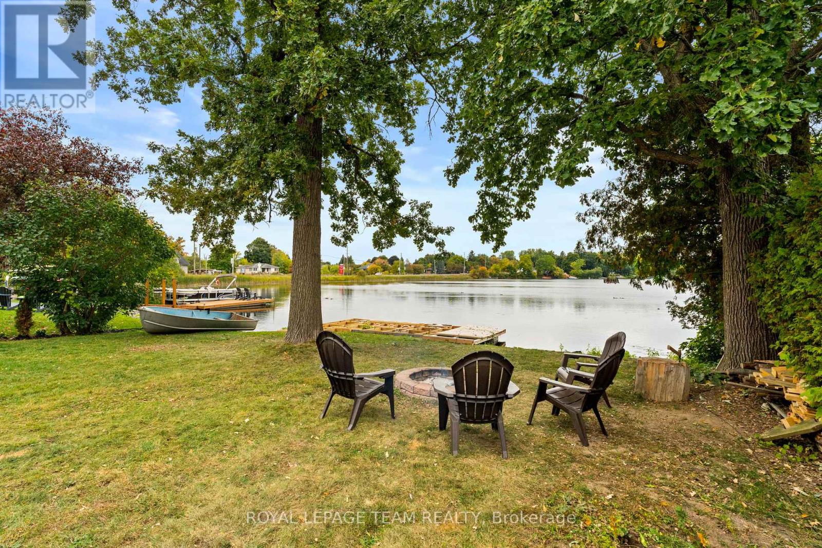 1119 Firefly Lane, Ottawa, Ontario  K4M 0T6 - Photo 9 - X12424536