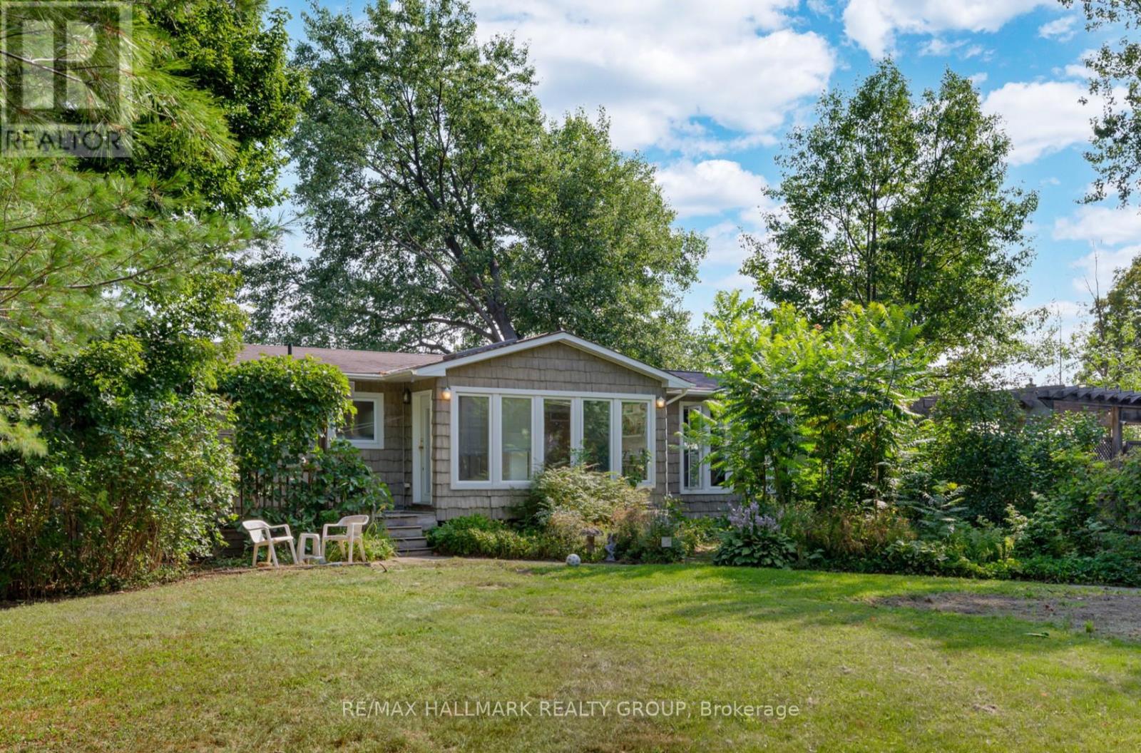 2860 BARLOW CRESCENT, Ottawa, Ontario