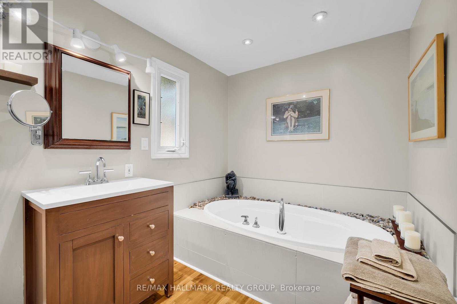 2860 Barlow Crescent, Ottawa, Ontario  K0A 1T0 - Photo 23 - X12424538