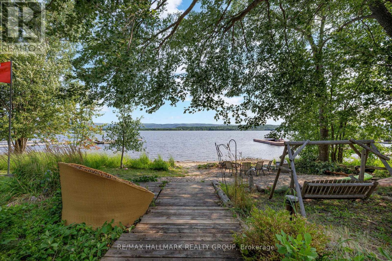 2860 Barlow Crescent, Ottawa, Ontario  K0A 1T0 - Photo 6 - X12424538