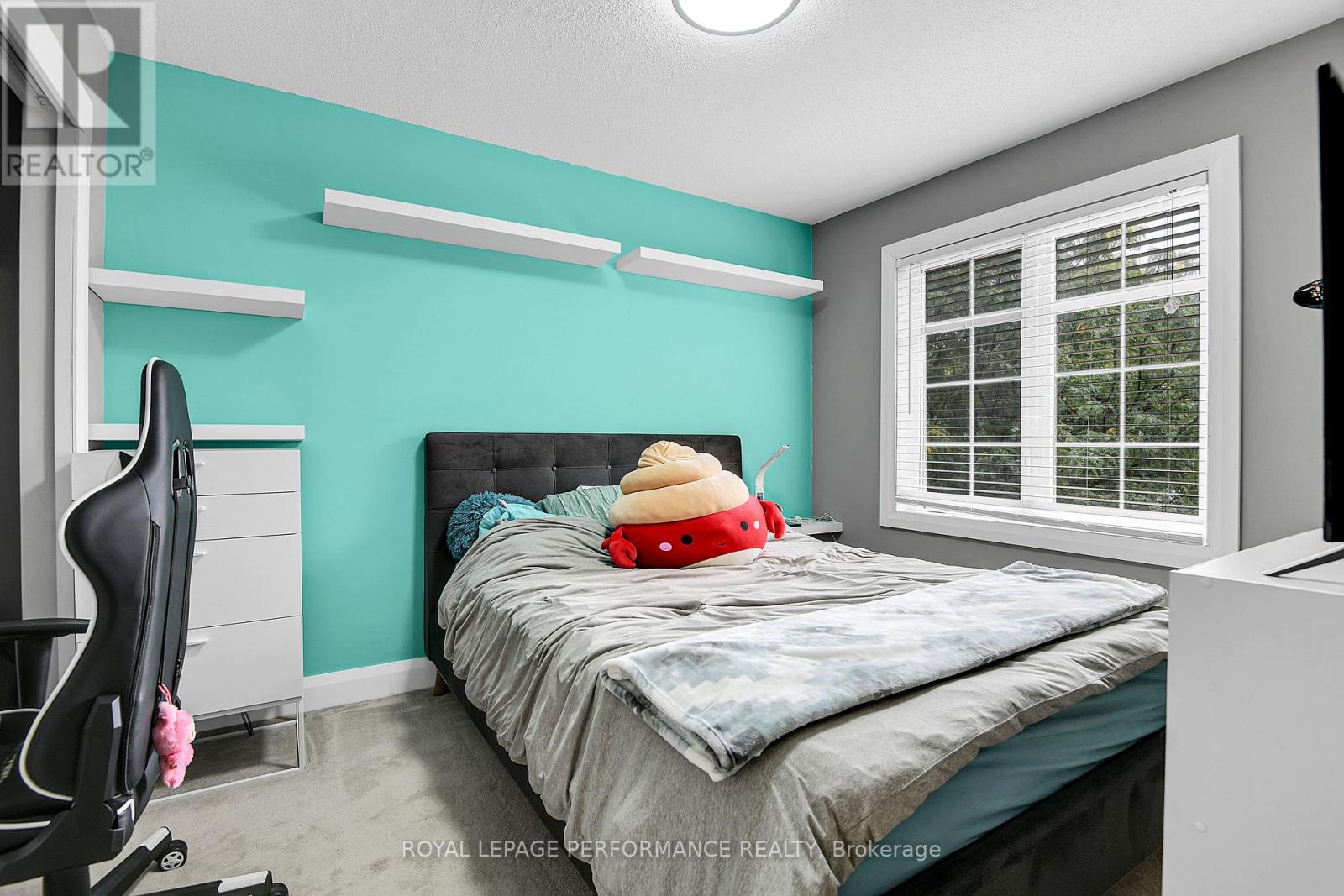 161 Duntroon Circle S, Ottawa, Ontario  K1T 4C8 - Photo 17 - X12424546