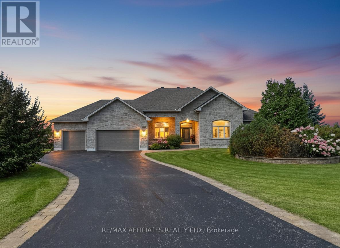 1530 CREAGAN COURT, Ottawa, Ontario