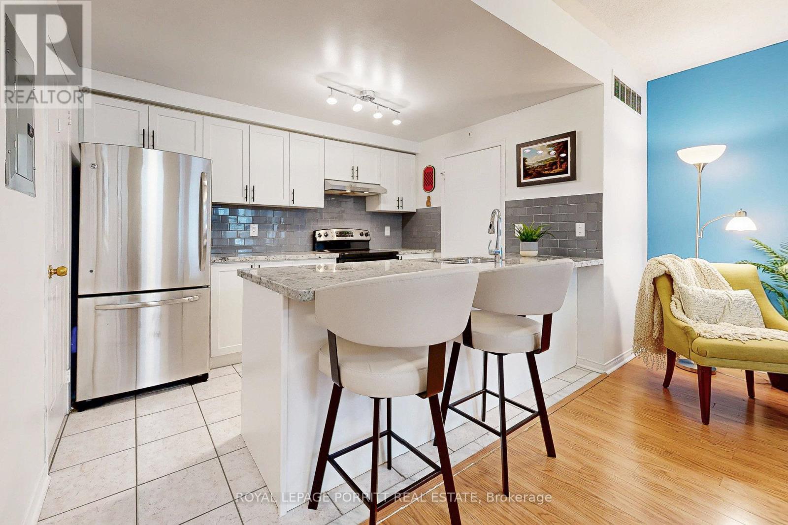174 - 760 Lawrence Avenue W, Toronto, Ontario  M6A 3E7 - Photo 11 - W12424375