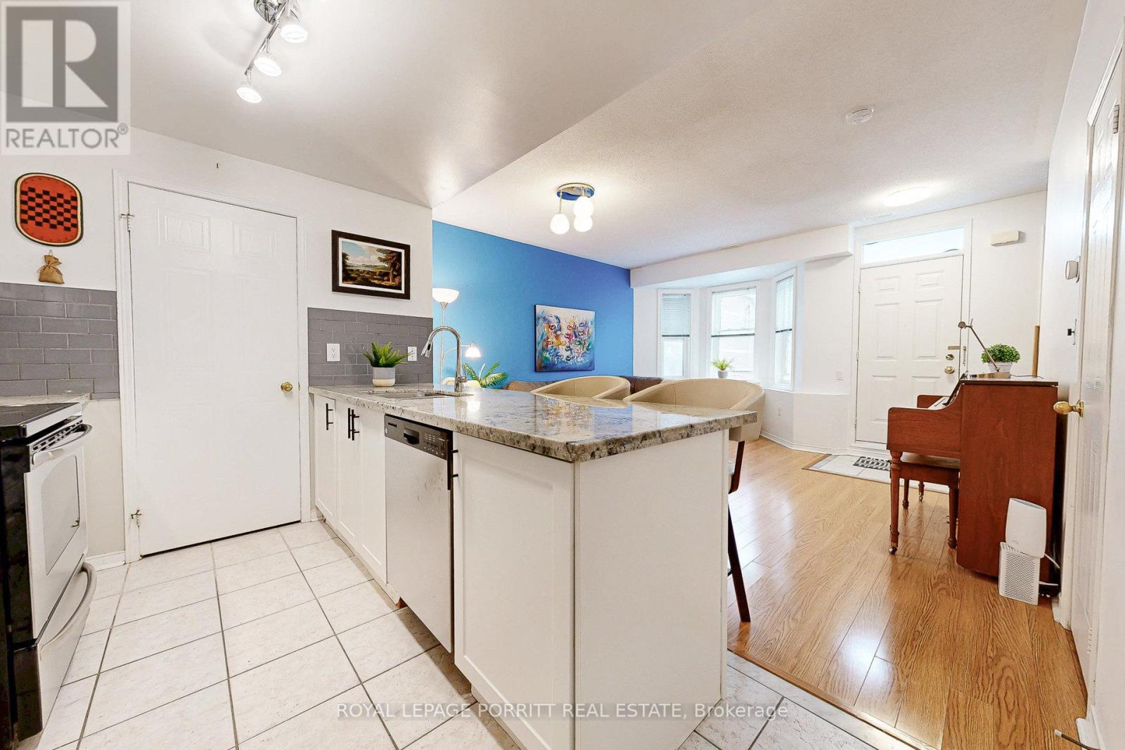 174 - 760 Lawrence Avenue W, Toronto, Ontario  M6A 3E7 - Photo 12 - W12424375