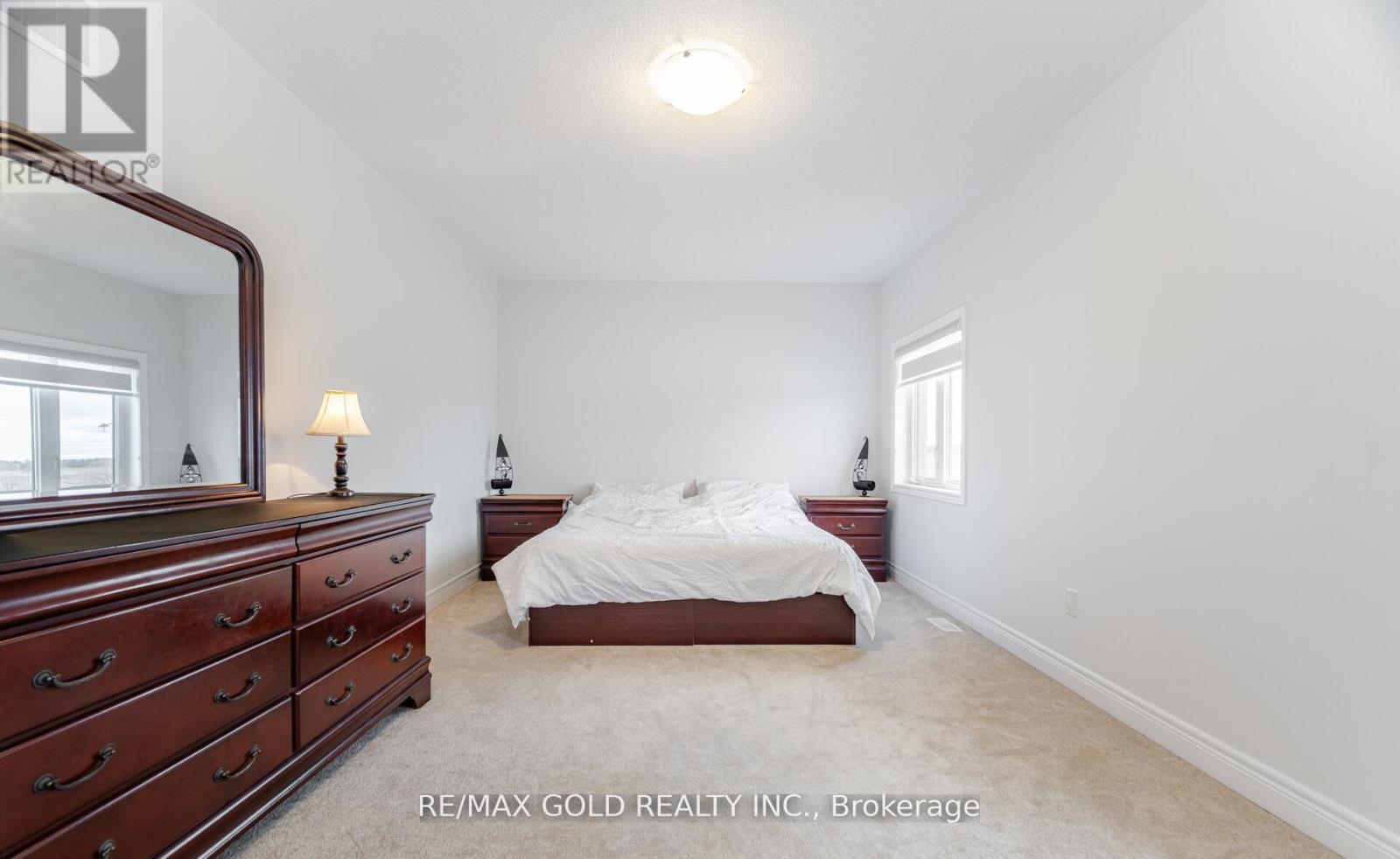 15 Duxbury Road, Brampton, Ontario  L6R 4E3 - Photo 27 - W12424392