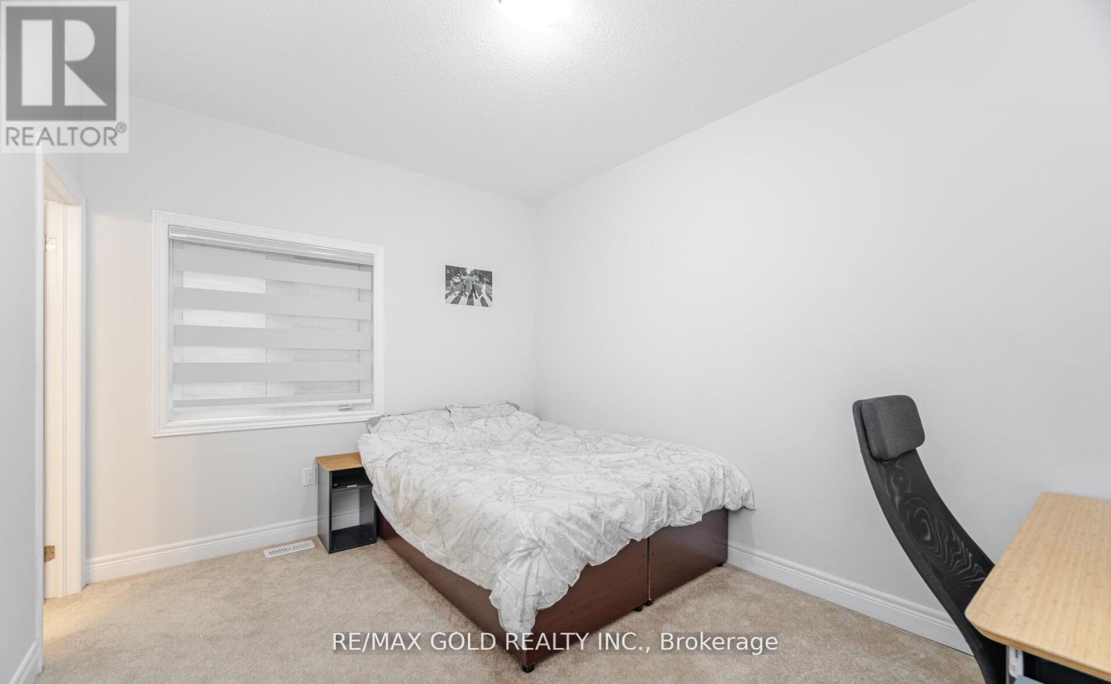 15 Duxbury Road, Brampton, Ontario  L6R 4E3 - Photo 37 - W12424392