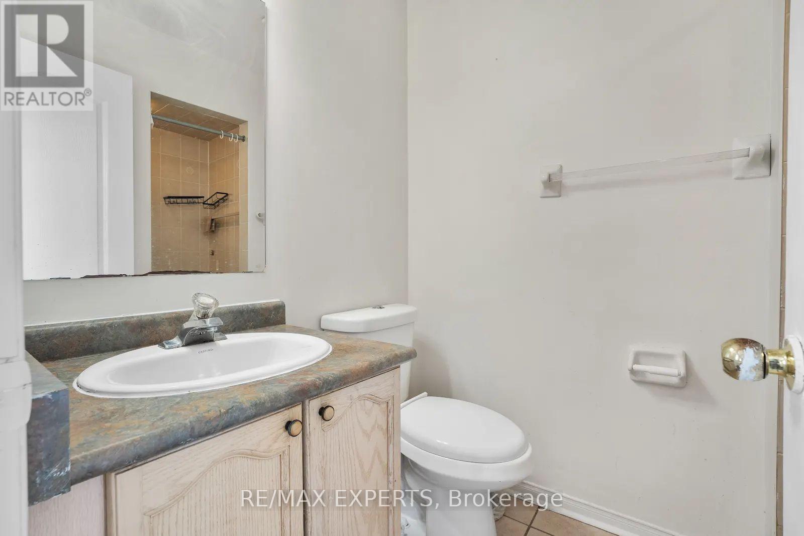 58 Fordwich Boulevard, Brampton, Ontario  L7A 1T2 - Photo 12 - W12424432