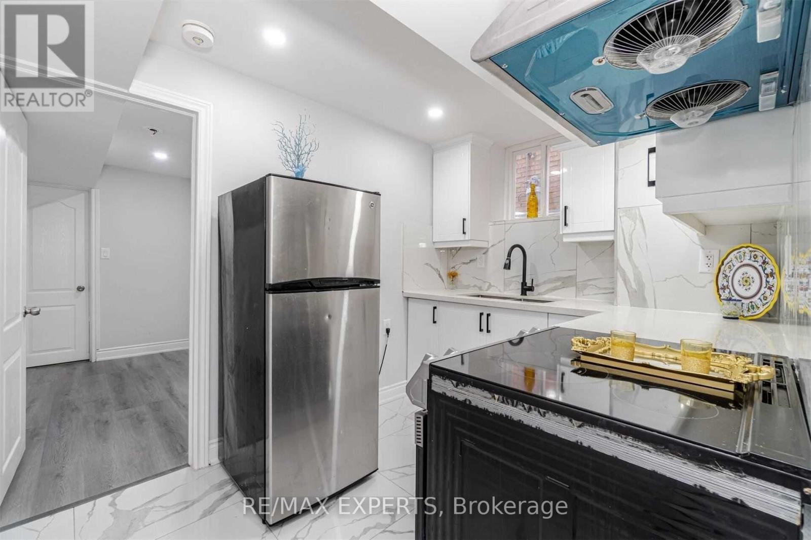 58 Fordwich Boulevard, Brampton, Ontario  L7A 1T2 - Photo 19 - W12424432