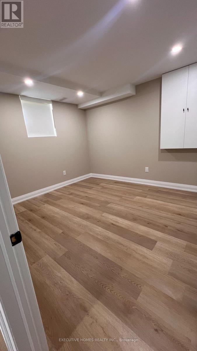 58 Bleasdale Avenue, Brampton, Ontario  L7A 0P3 - Photo 3 - W12424435