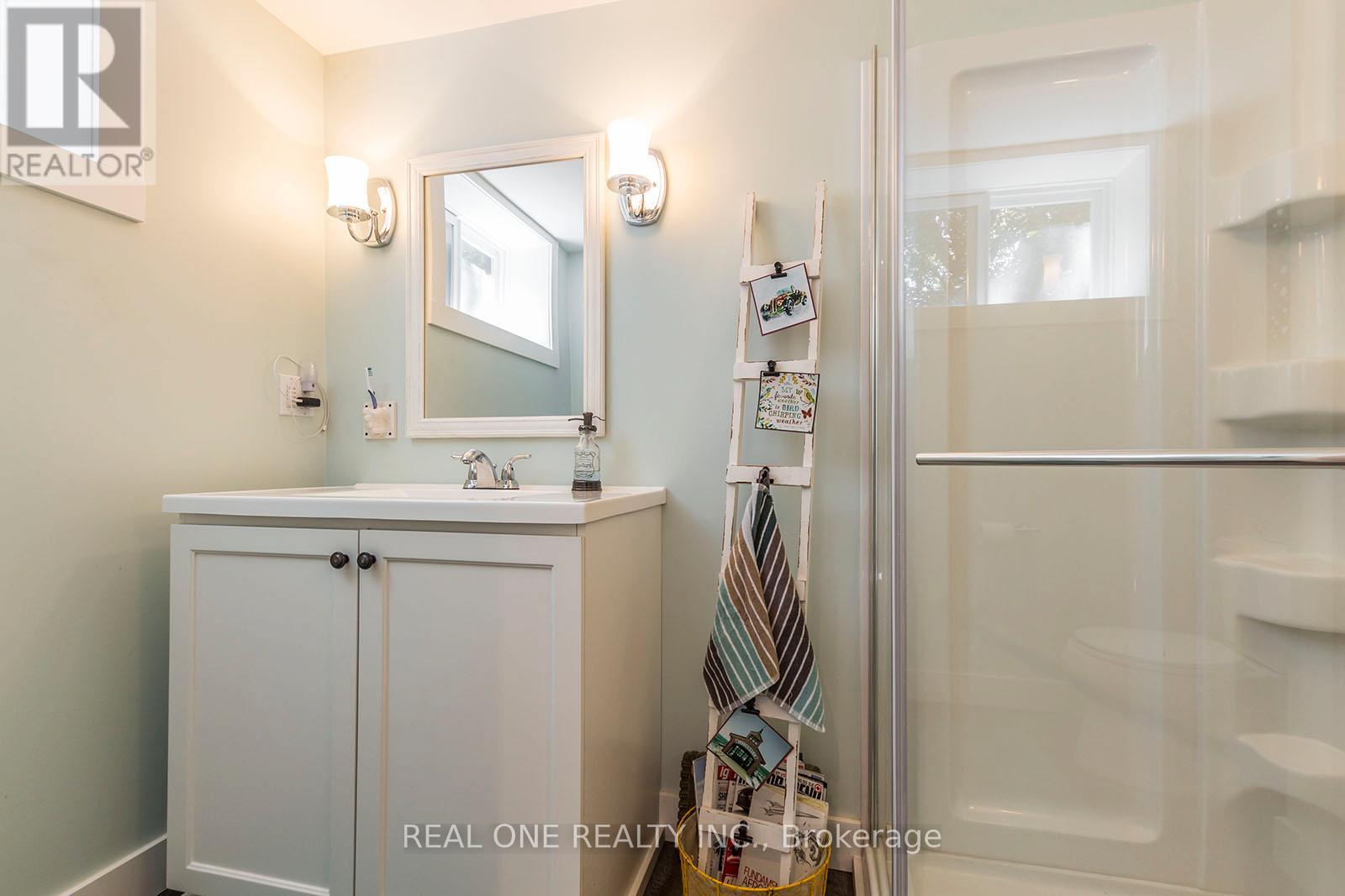 5222 Bromley Road, Burlington, Ontario  L7L 3E9 - Photo 30 - W12424461