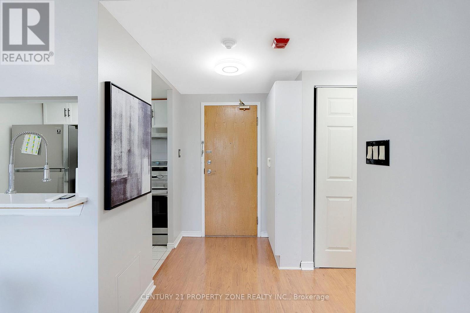405 - 8351 Mclaughlin Road, Brampton, Ontario  L6Y 4H8 - Photo 7 - W12424476