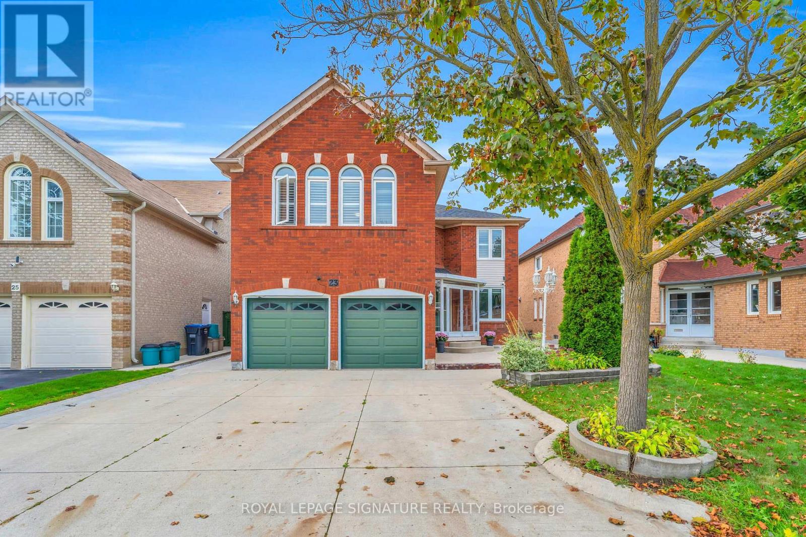 23 RED CEDAR CRESCENT, Brampton, Ontario